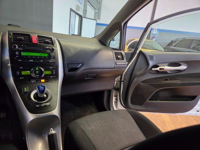 TOYOTA Auris 1.8 HSD 5 porte Executive HYBRID