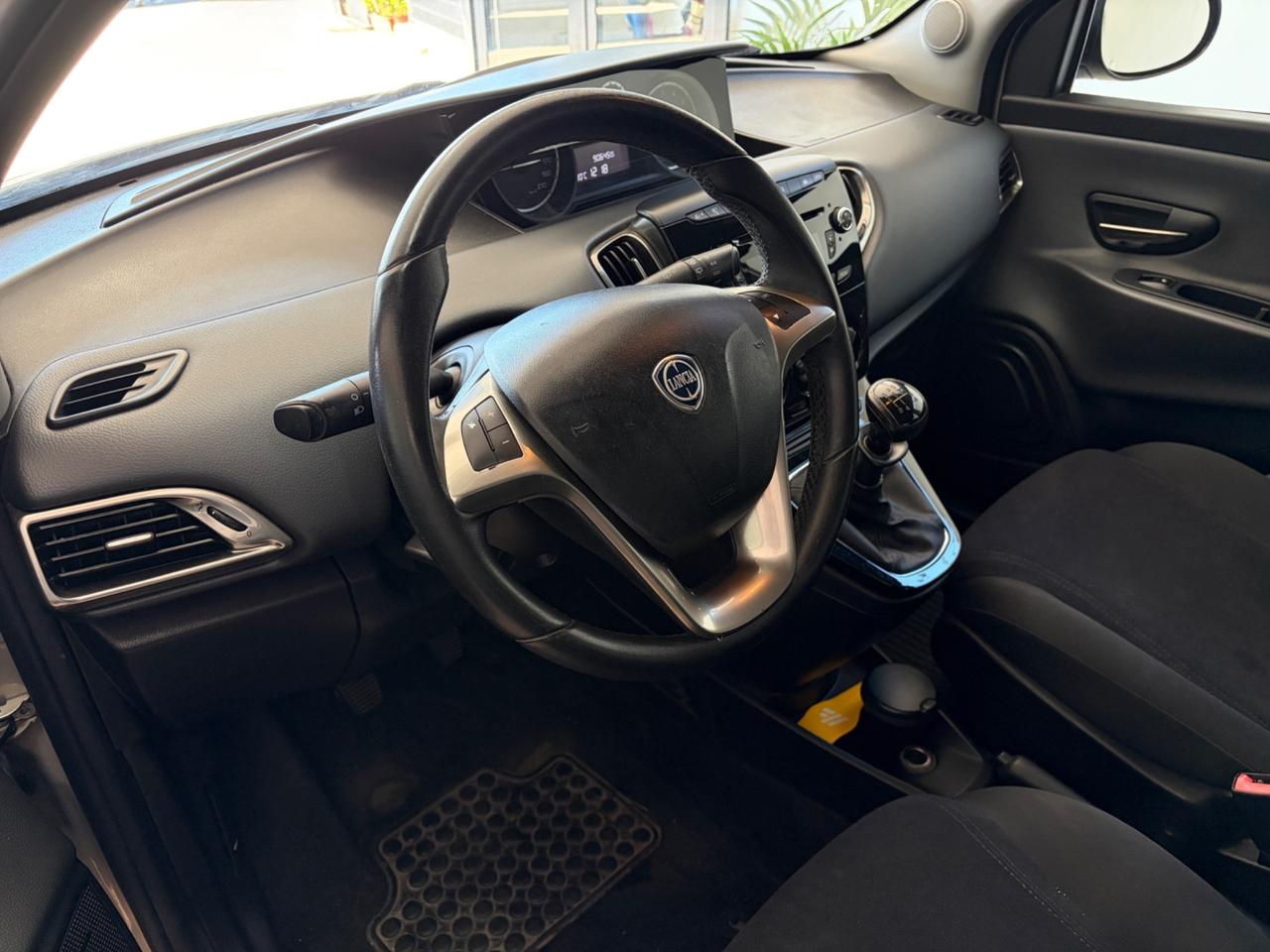 Lancia Ypsilon 1.2 69 CV 5 porte Elle