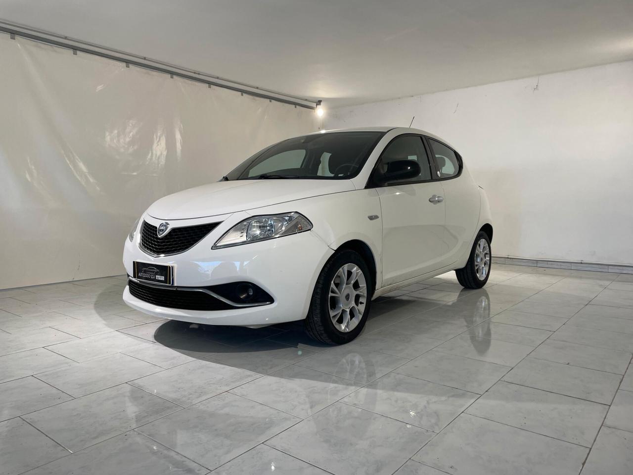 Lancia Ypsilon 1.2 69 CV GPL NEOPATENTATI Platinum