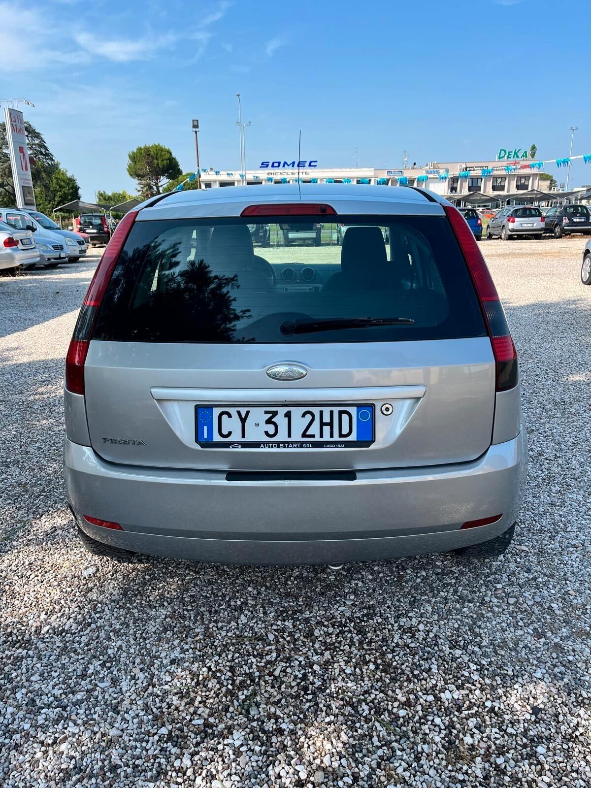 Ford Fiesta 1.2 16V 5p. Collection