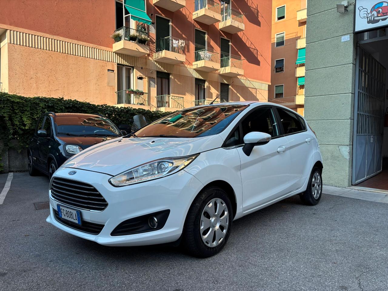 Ford Fiesta 1.4 5 porte Bz.- GPL Black & White Edition