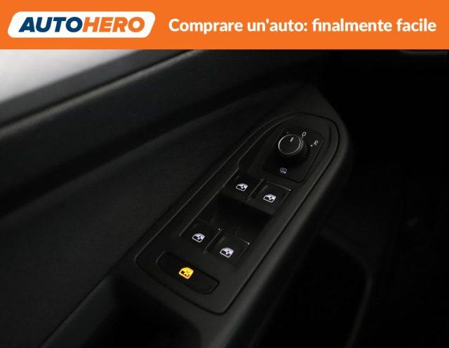 VOLKSWAGEN Golf Variant 1.5 eTSI EVO ACT DSG Life