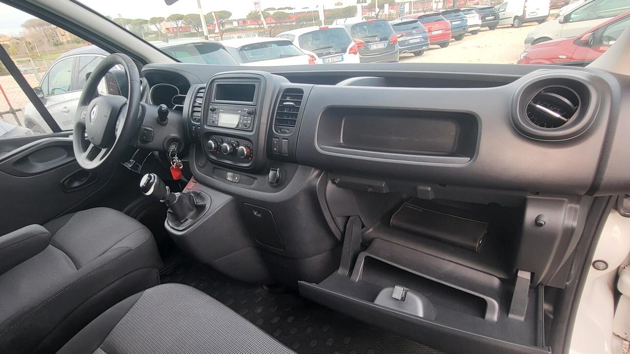 Renault Trafic T27 2.0 DCi 120CV PC-TN