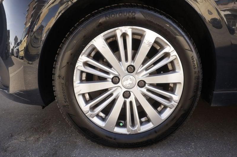 Peugeot 208 Peugeot 208 Active PureTech 82cv 60KW ANNO 2018