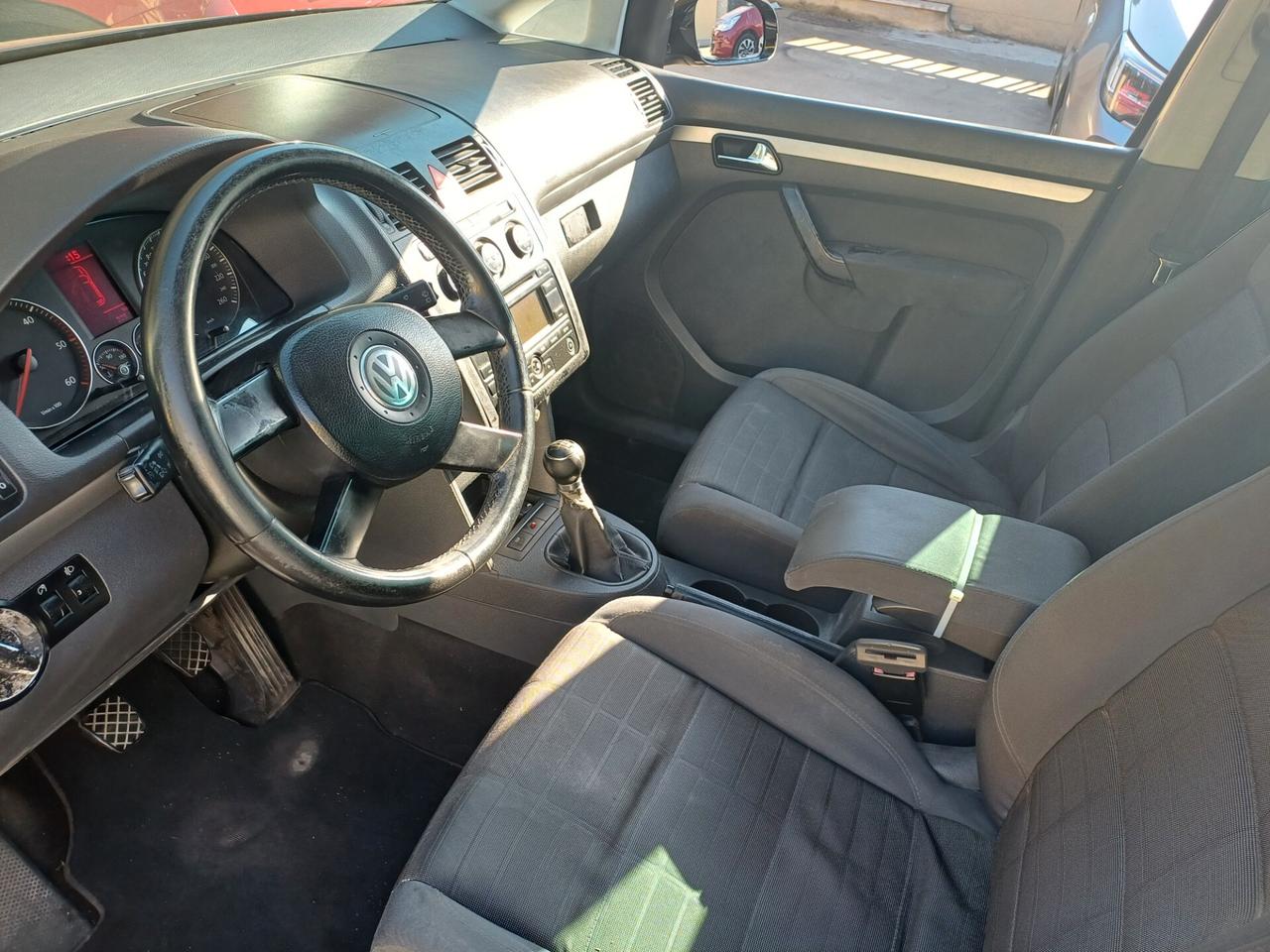 Volkswagen Touran 2.0 16V TDI Trendline