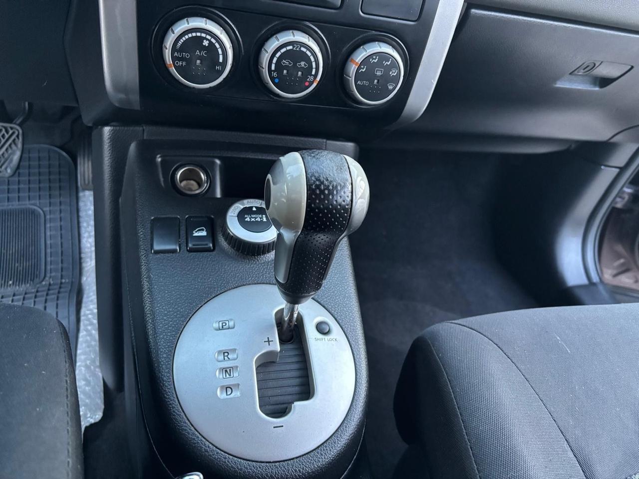 Nissan X-Trail 2.0 dCi 150CV LE Cel. 320 147 1147