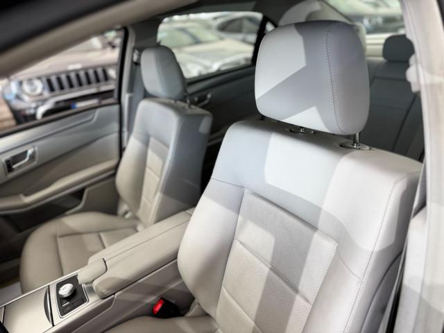 MERCEDES-BENZ E 220 CDI Avantgarde - Solo 87.000 km / 1 propr.