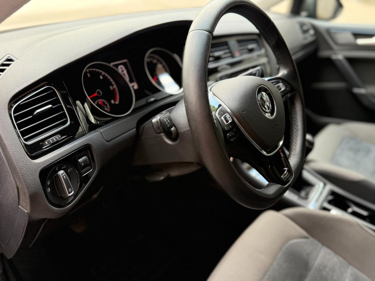 Volkswagen Golf 1.6 TDI 5p. 4MOTION Highline 105cv