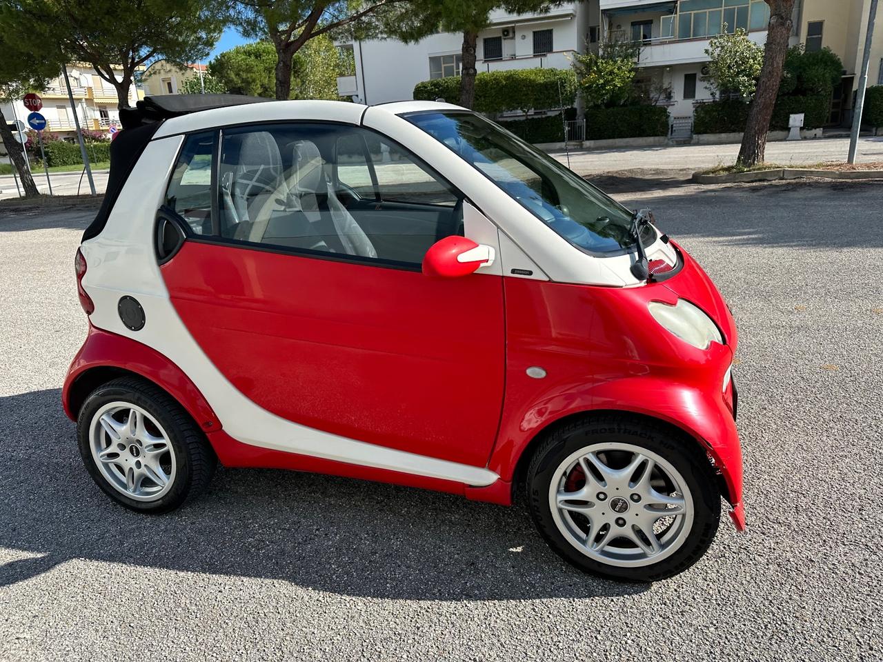 SmartForTwo 800 cabrio Ducati 2006