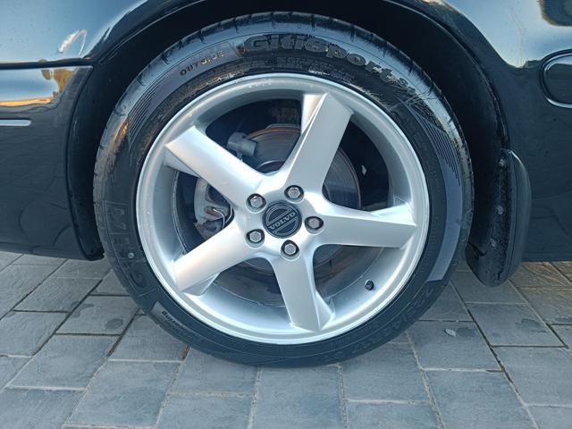 VOLVO C70 2.4i turbo 20V cat LPT Cabrio Sport