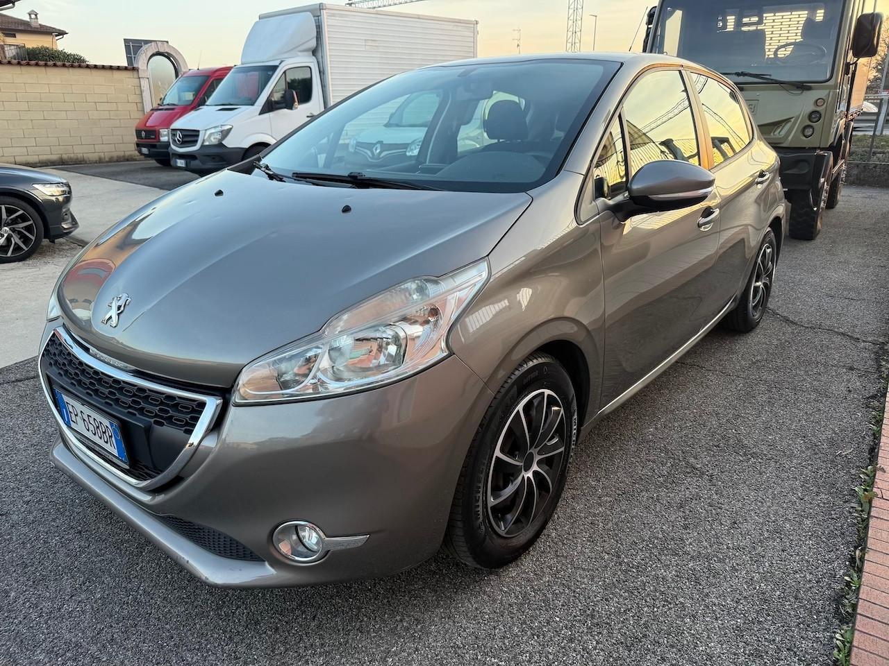 Peugeot 208 1.2 VTi 82 CV 5 porte Active