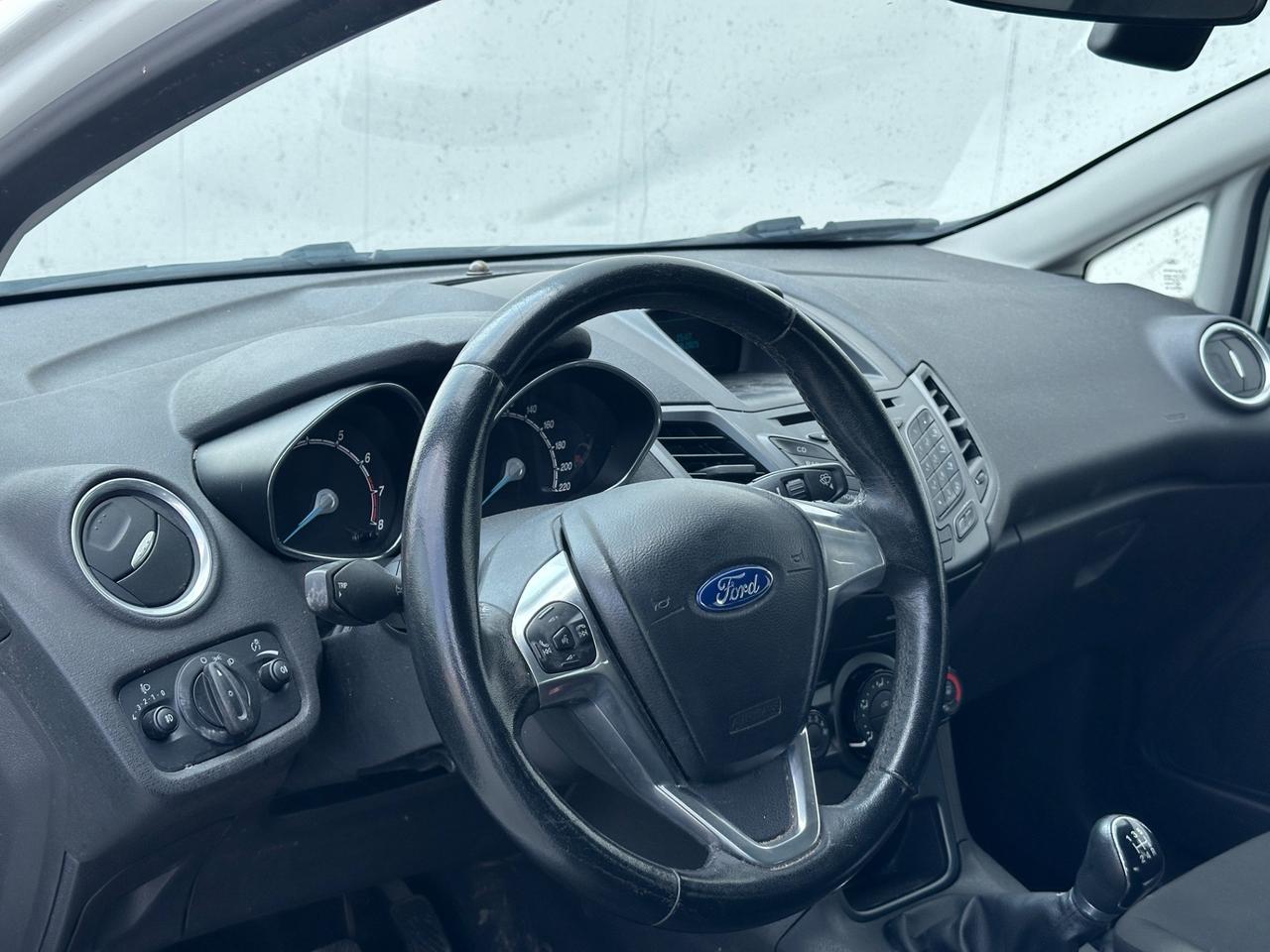 Ford Fiesta 1.4 5 porte GPL unico proprietario