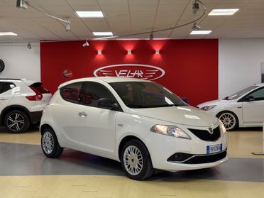 Lancia Ypsilon 1.3 MJT 16V 95 CV 5 porte S&S Silver