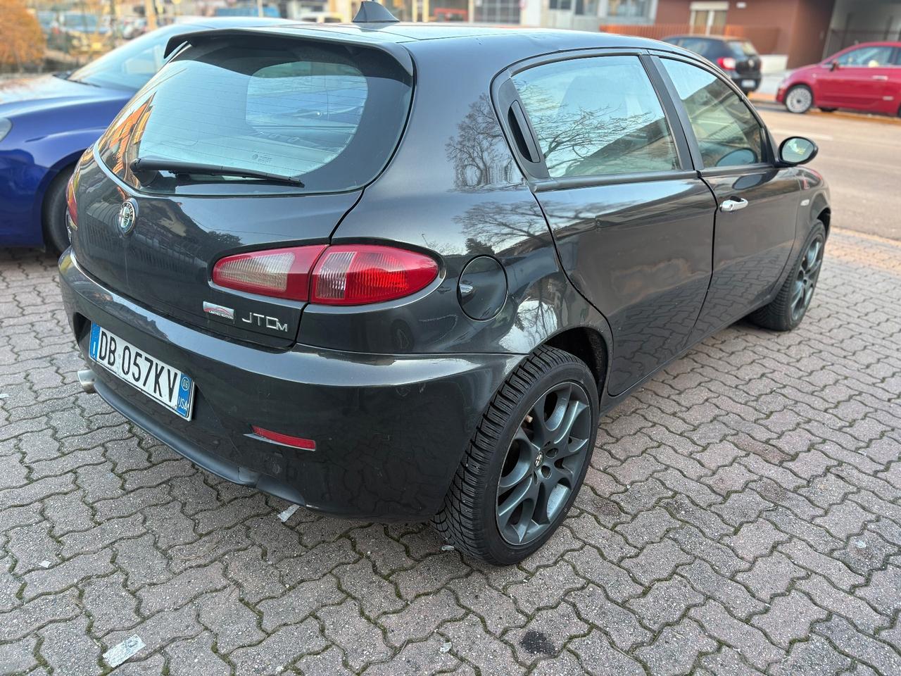 Alfa Romeo 147 1.9 JTD (120) 5 porte Progression