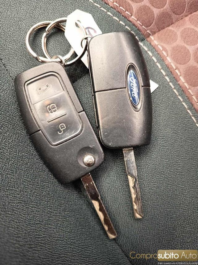 FORD Fiesta + 1.4 5 porte Bz.- GPL