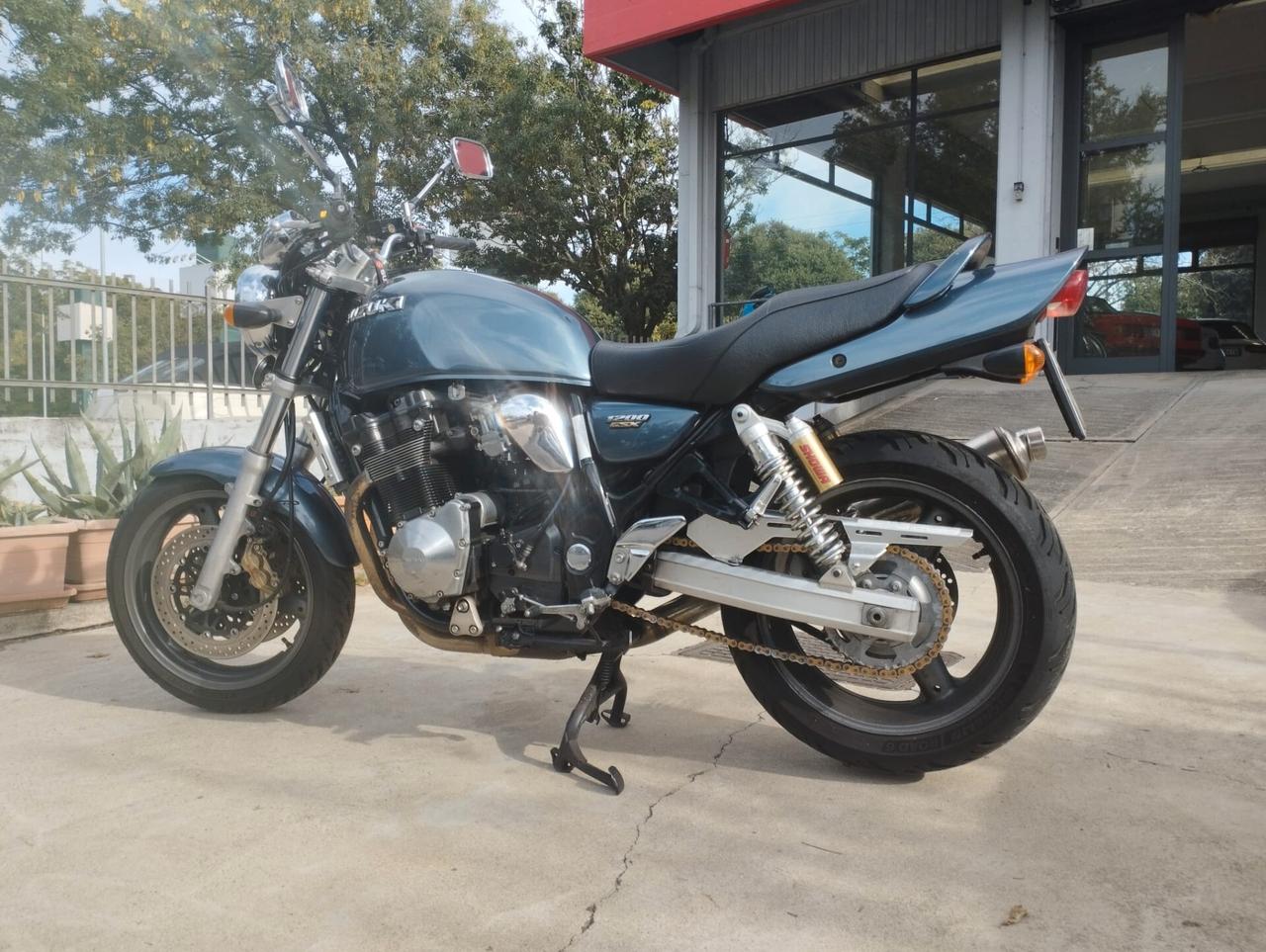 SUZUKI GSX 1200