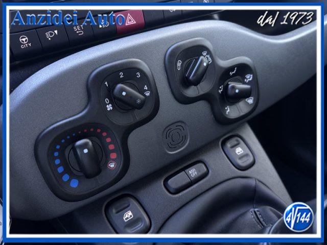FIAT Panda 1.0 FireFly Hybrid 5 Posti