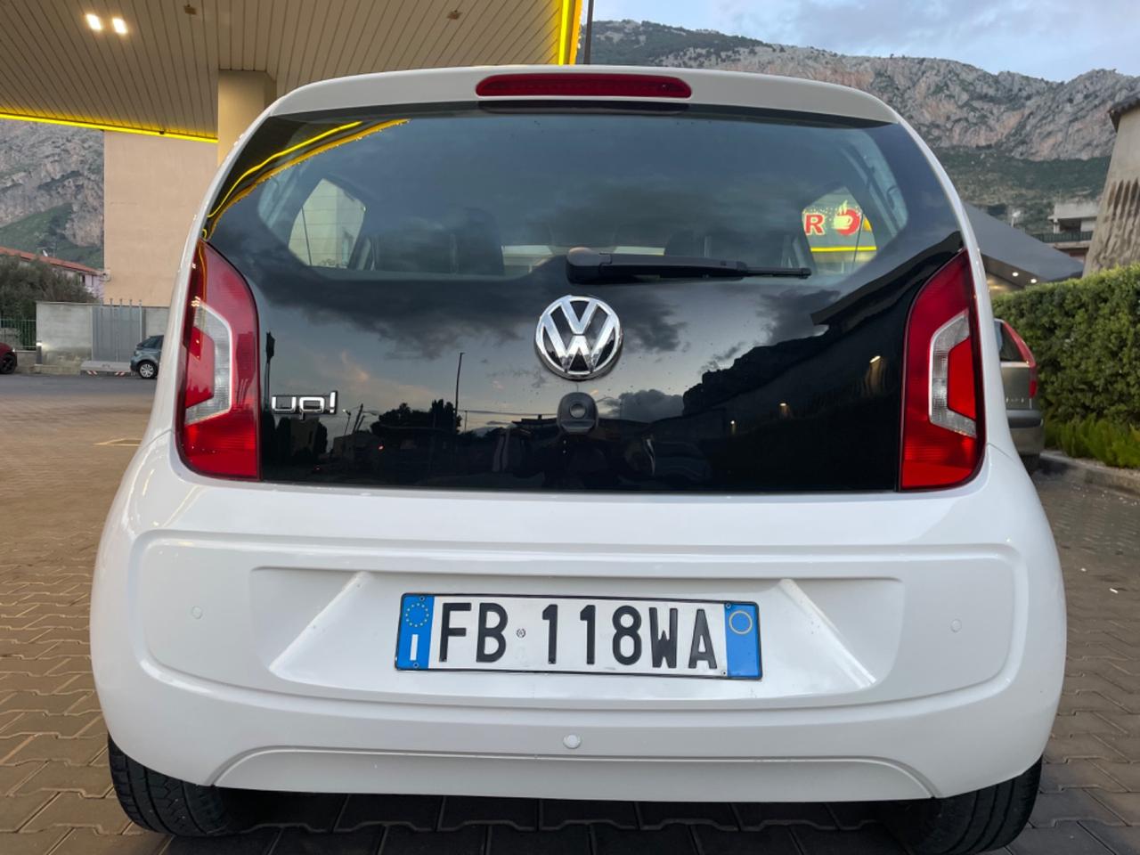 Volkswagen up! 1.0 5p. move up!