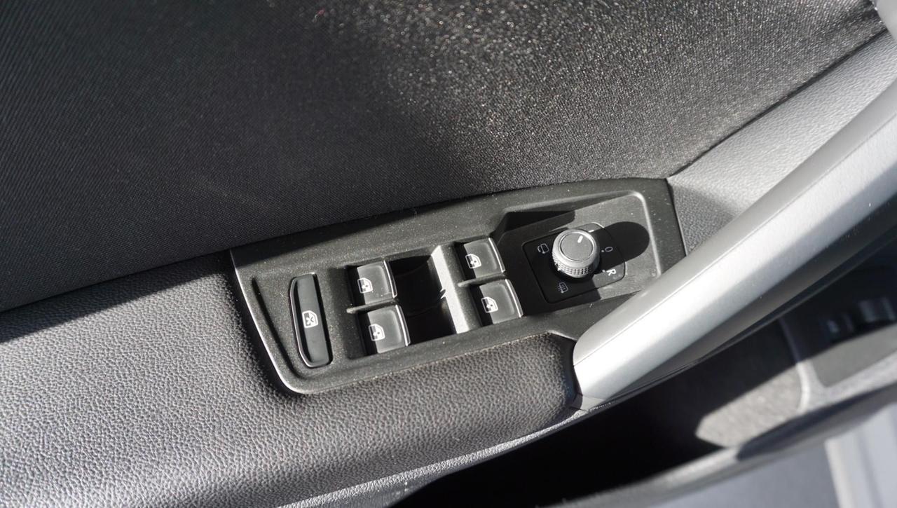 Volkswagen Tiguan 2.0 TDI 150 CV SCR DSG Elegance