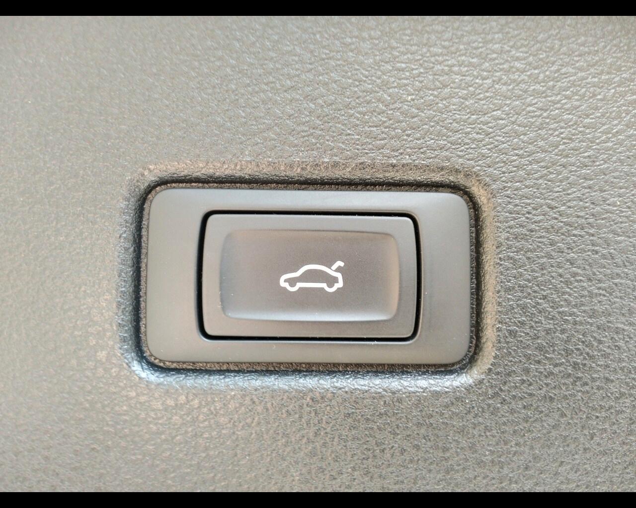 AUDI Q5 2ª serie Q5 SPB 40 TDI quattro S troni...