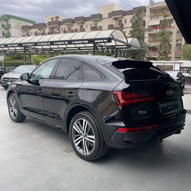AUDI - Q5 Sportback - 40 TDI quattro S tronic S line