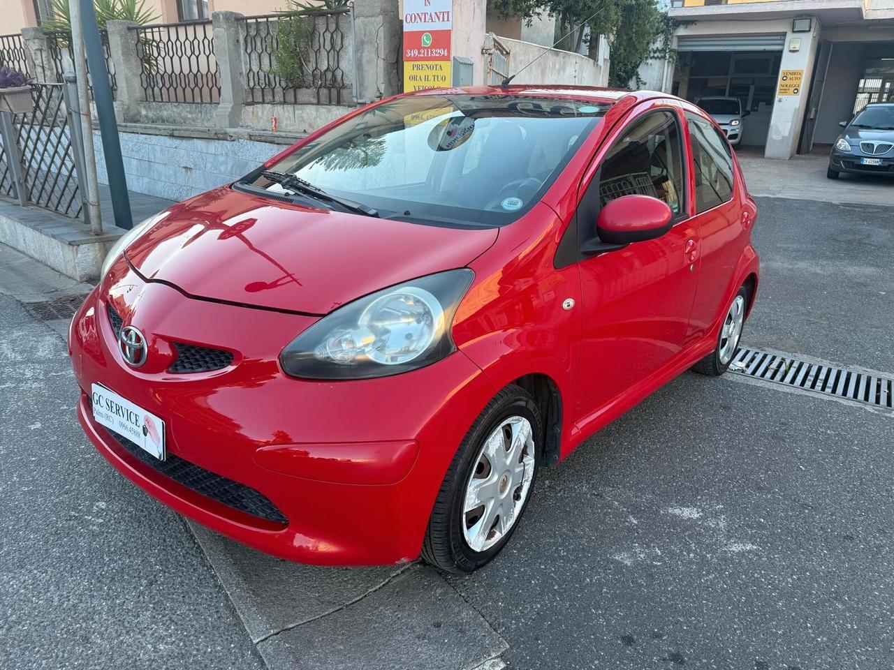 Toyota Aygo 1.0 12V VVT-i 5 porte Sol