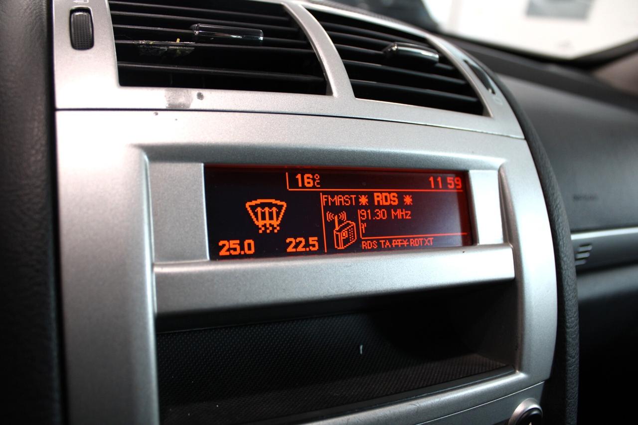 PEUGEOT 407 1.6 HDi Tecno - 2008