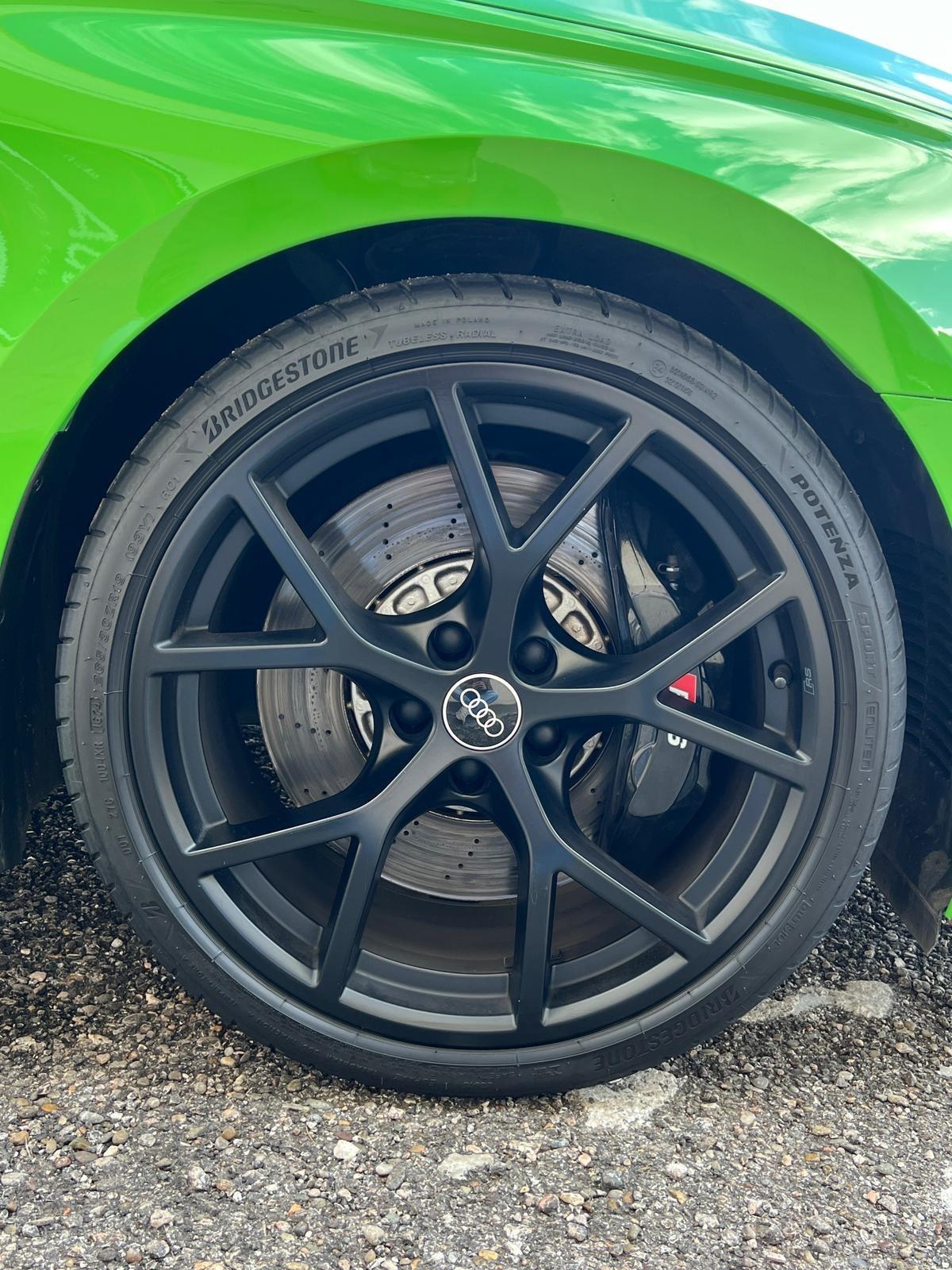 Audi RS3 Kyalami Green Carbon Pack