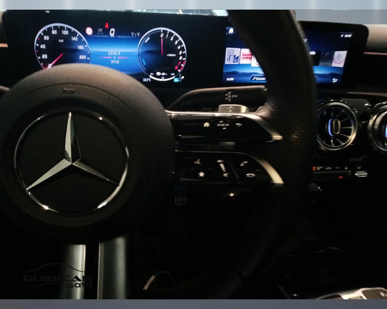 Mercedes-Benz Classe A - V177 2023 - A 250 e phev AMG Line Advanced Plus auto