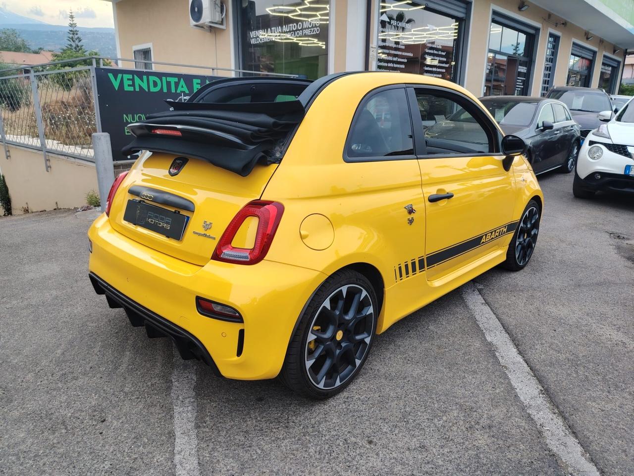Abarth 595 C 1.4 Turbo T-Jet 180 CV Competizione