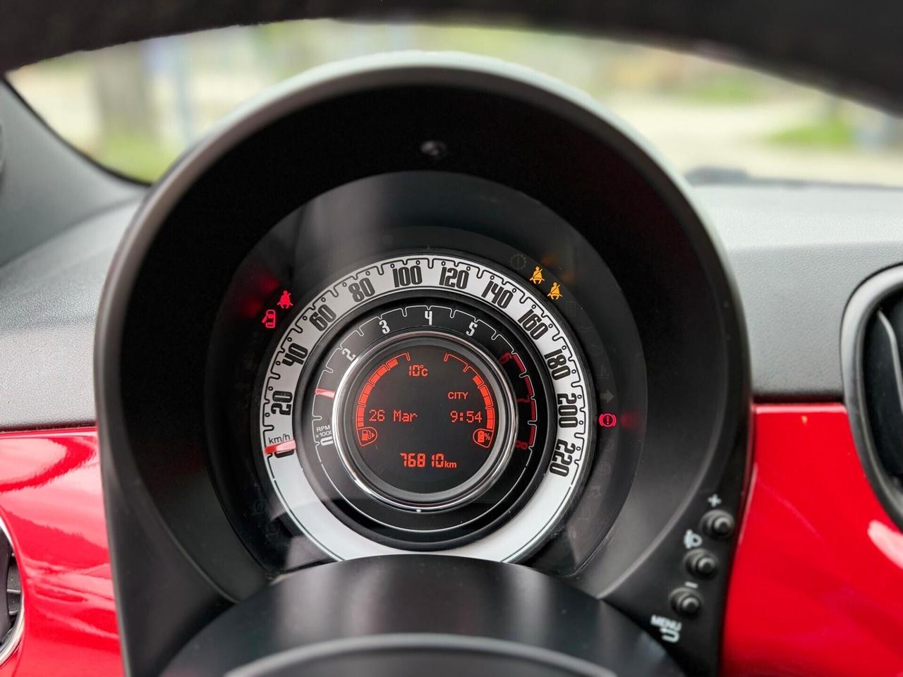 Fiat 500 1.0 Hybrid 70 CV Club