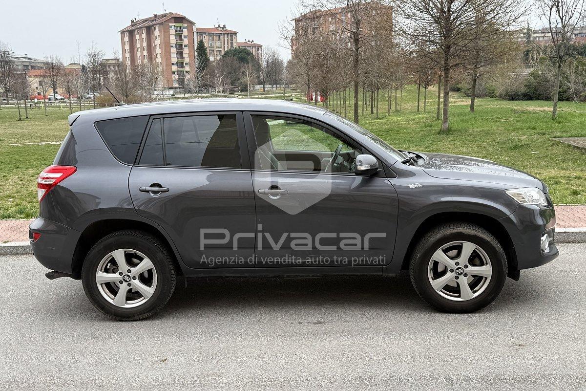 TOYOTA RAV4 Crossover 2.2 D-4D 150 CV DPF Exclusive