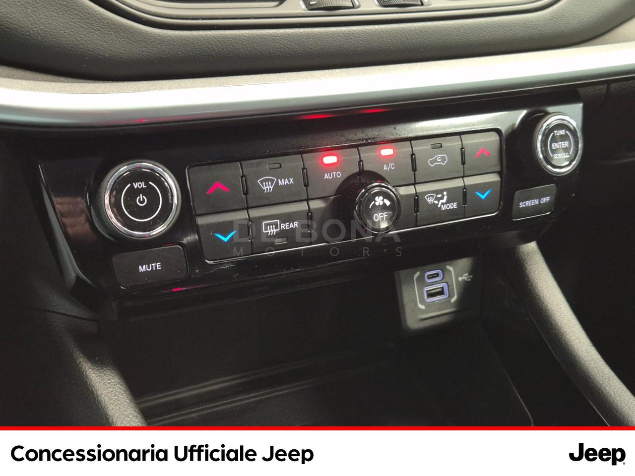 Jeep Compass 1.3 turbo t4 limited 2wd 150cv ddct