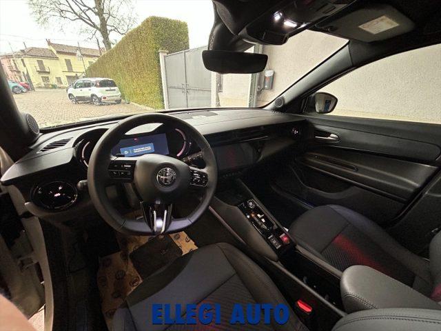 ALFA ROMEO Junior 1.2 145 CV Hybrid eDCT6 Speciale KM 0