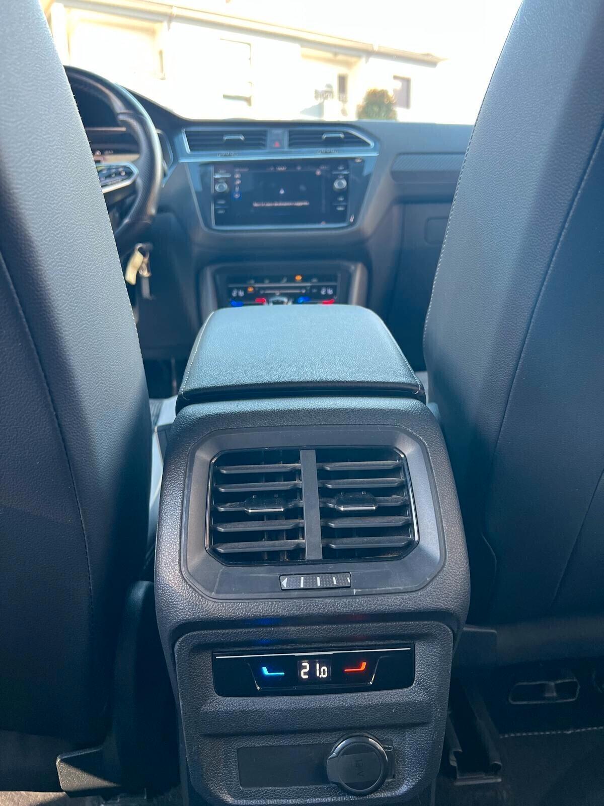 VW TIGUAN 2.0 TDI 200cv SCR DSG 4MOTION R-LINE