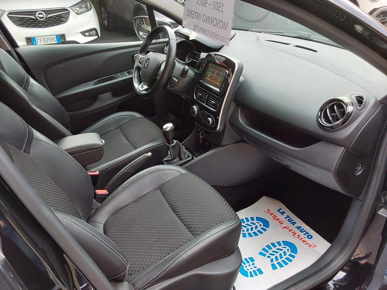 Renault Clio Sporter 1.5 dCi 90 CV Moschino Intens