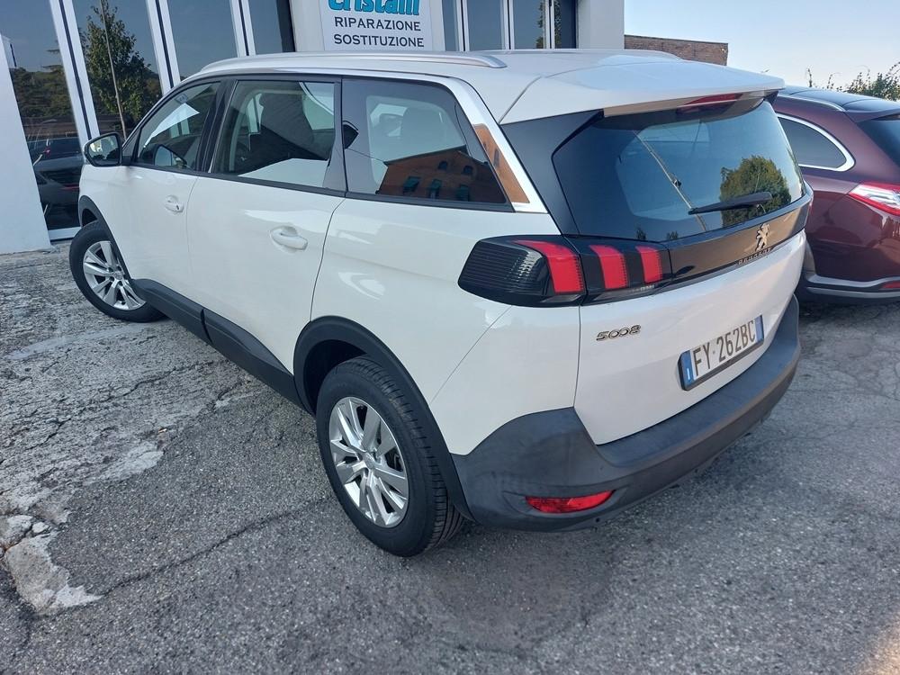 Peugeot 5008 BlueHDi 130 S&S Active