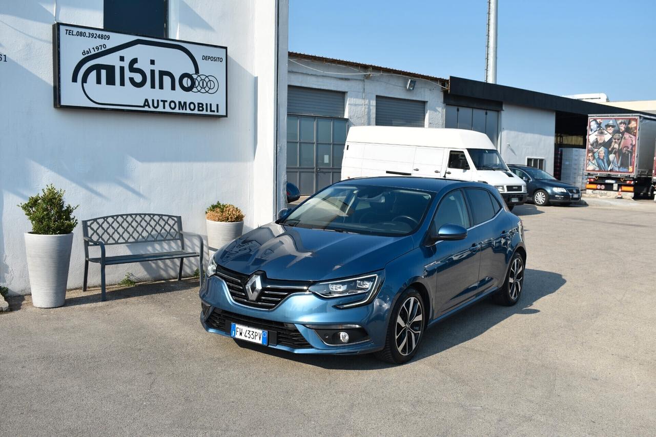 Renault Megane Blue dCi Energy Bose