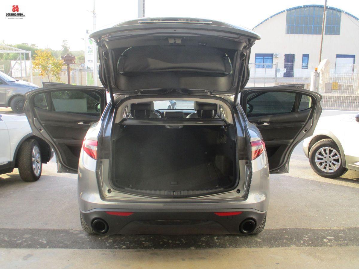 A.R.Stelvio 2.2 T.diesel 210cv AT8 Q4 B-Tech-2020 FULL