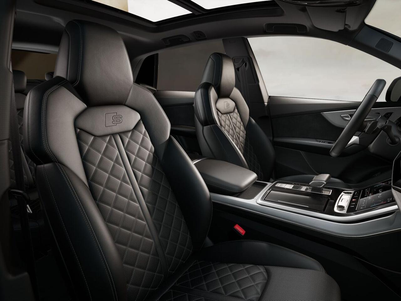 Audi Q8 SUV S line TDI quattro MY25 C.22" FULL Optional