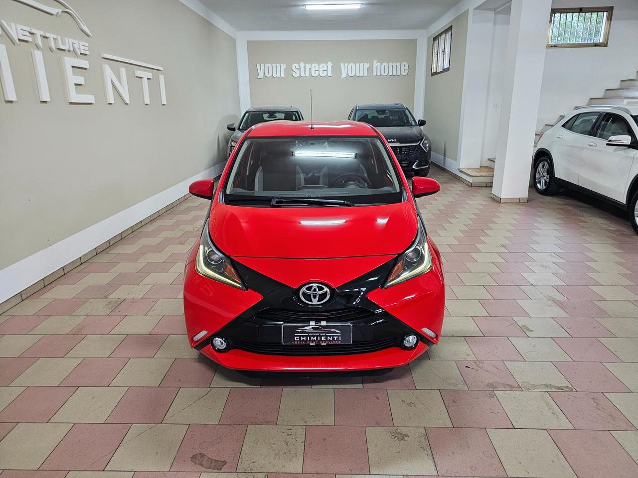 Toyota Aygo 1.0 VVT-i 69 CV 5 porte x-cool