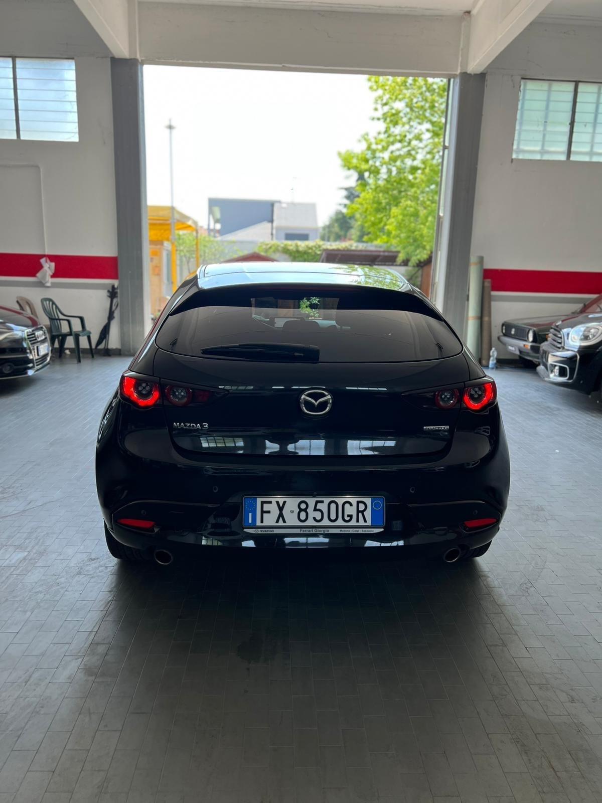 Mazda 3 Mazda3 2.0L e-Skyactiv-G M Hybrid Exclusive