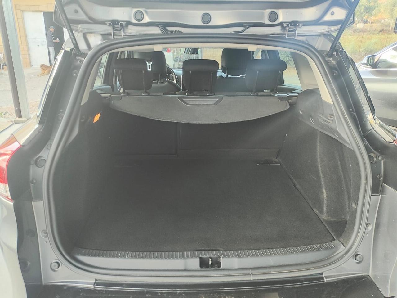 Renault Clio Sporter dCi 8V 90CV full