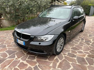 Bmw 320 320d cat Touring Attiva