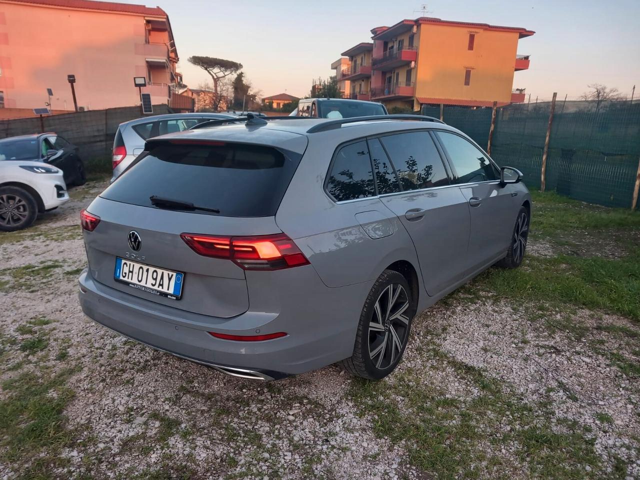 Volkswagen Golf Variant 1.6 TDI 115 CV Business BlueMotion Technology