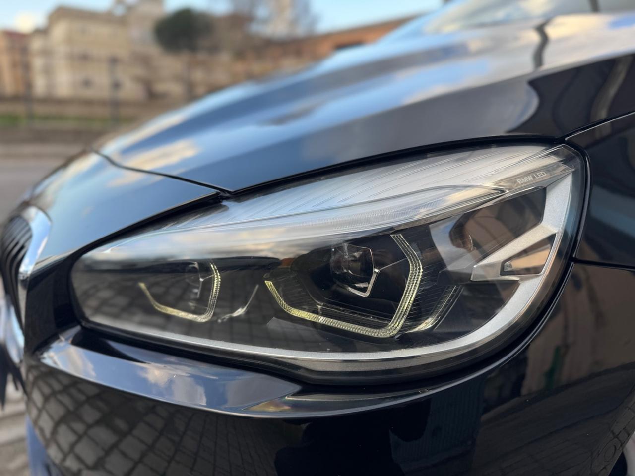 Bmw 2er Active Tourer 216d Advantage