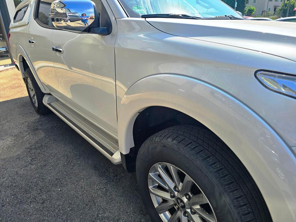 Mitsubishi L200 2.4 DI-D/181CV INTENSE