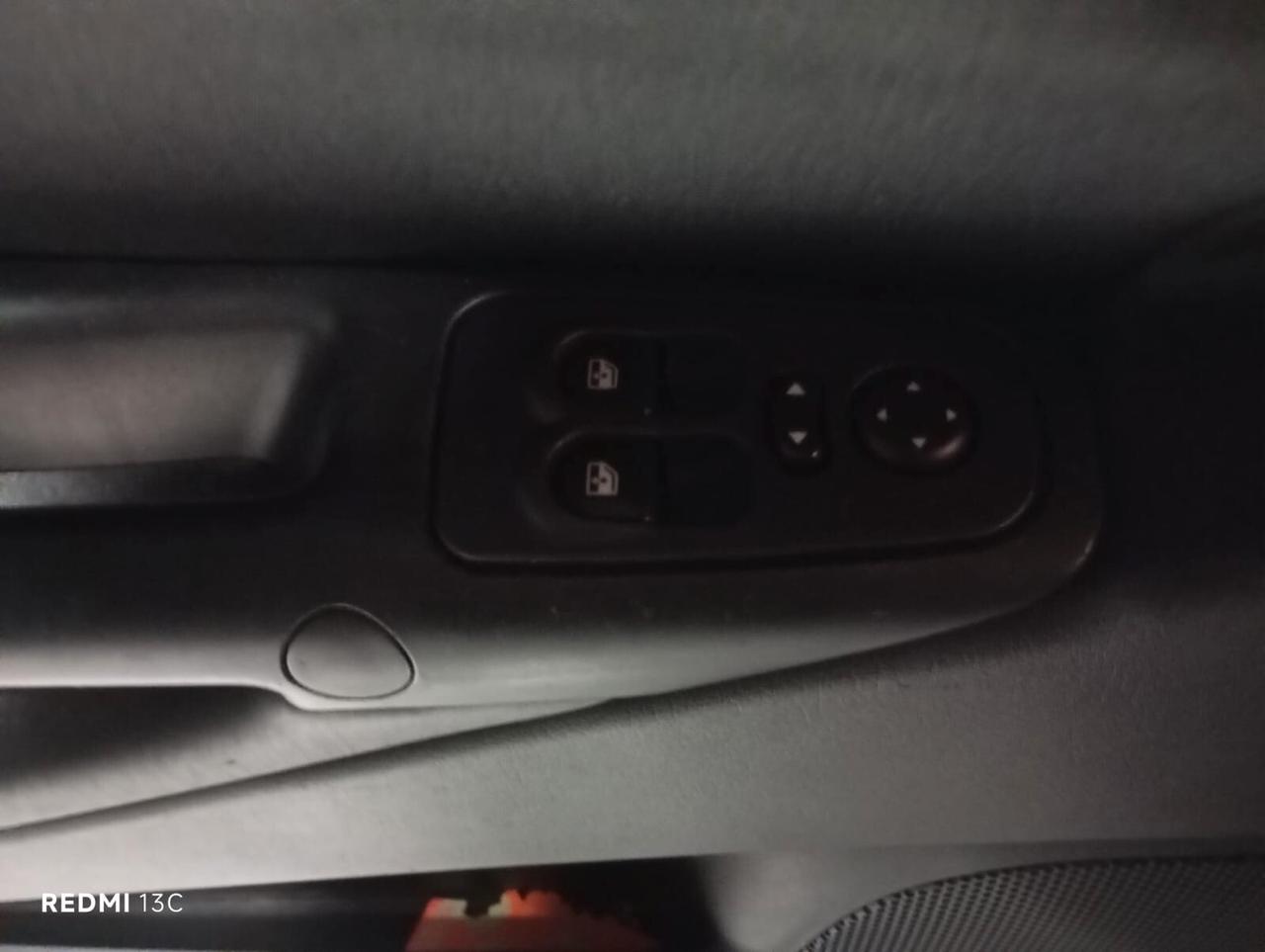 Lancia Ypsilon del 2011 1200 benzina neopatentati