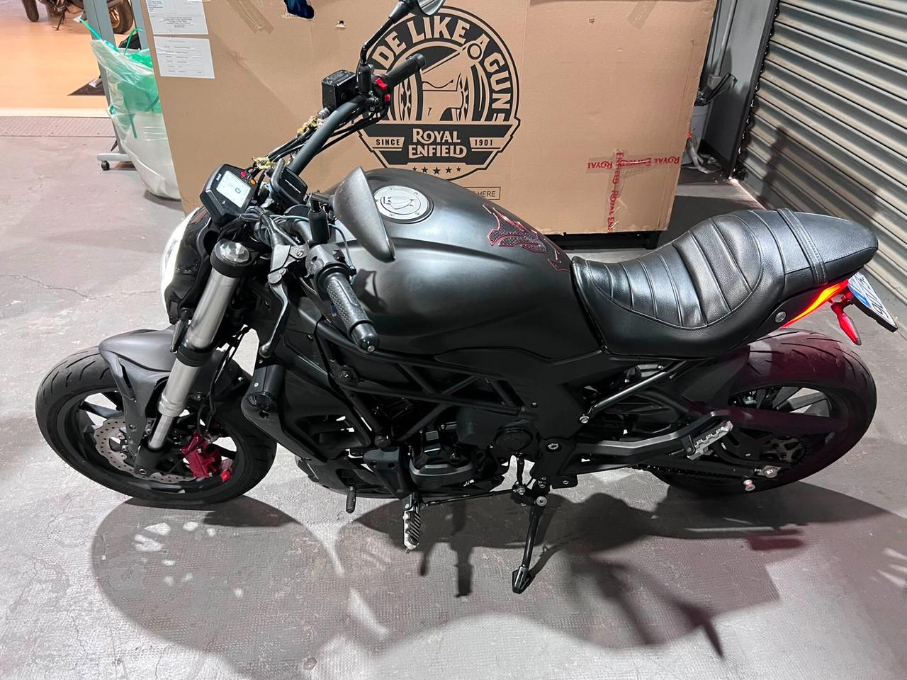 Benelli 502C CRUISER