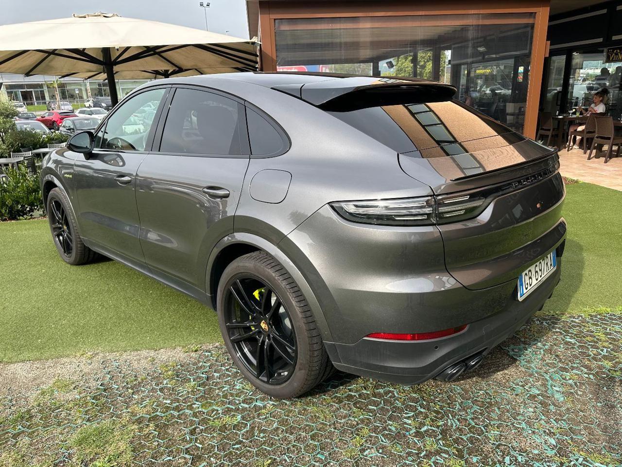 Porsche Cayenne Coupé 3.0 V6 E-Hybrid Full Opt UNIPROPRIETARIO